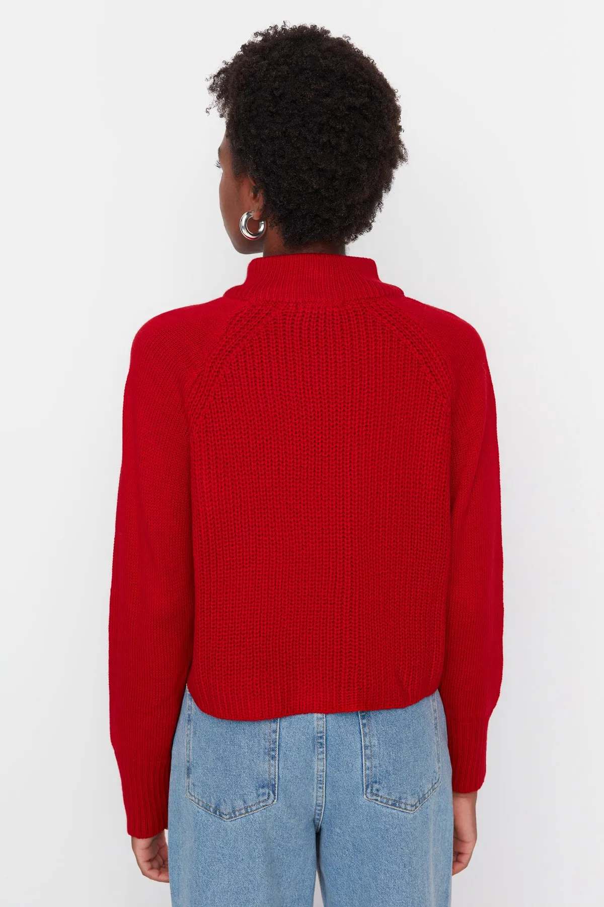 Trendyol Collection  Roter Strickpullover mit Stehkragen TWOAW22KZ1632