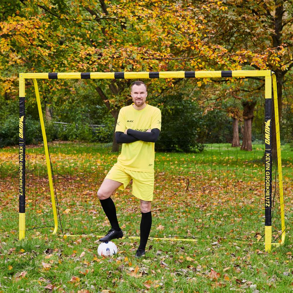 MUWO x Kevin Großkreutz Fußballtor aus Stahl 3 x 2 m