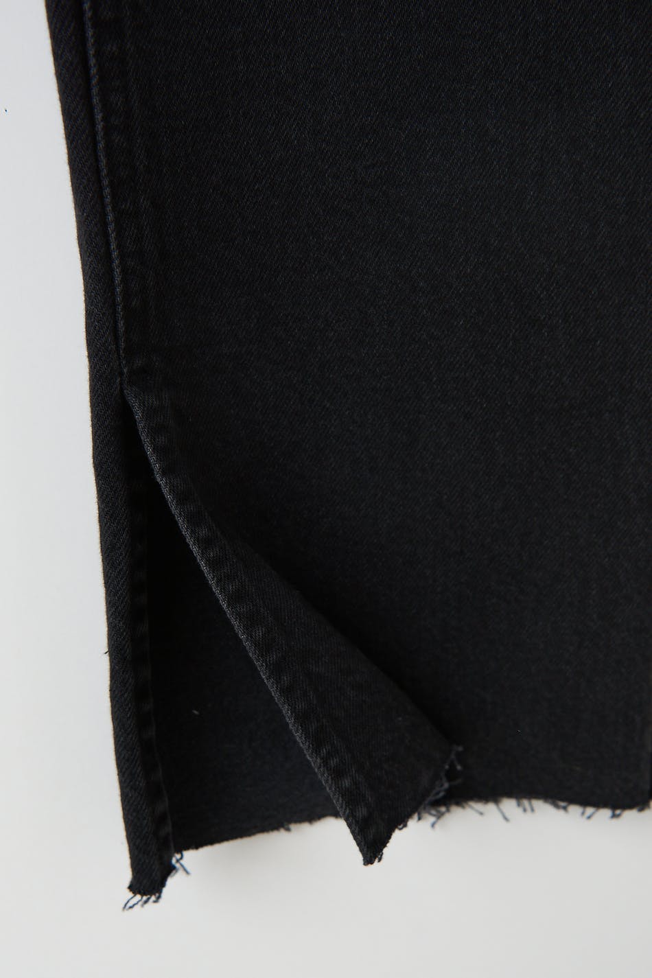 High waist slit jeans