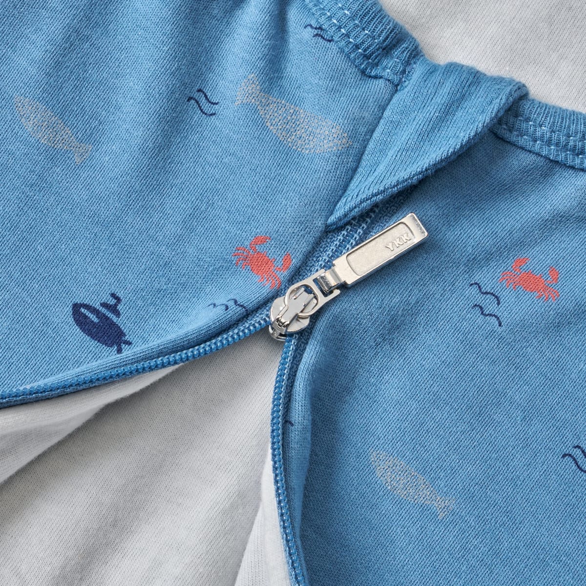Schlafsack 1 TOG, mit Fisch-Krabben-Muster, blau, 70 cm, 1 St