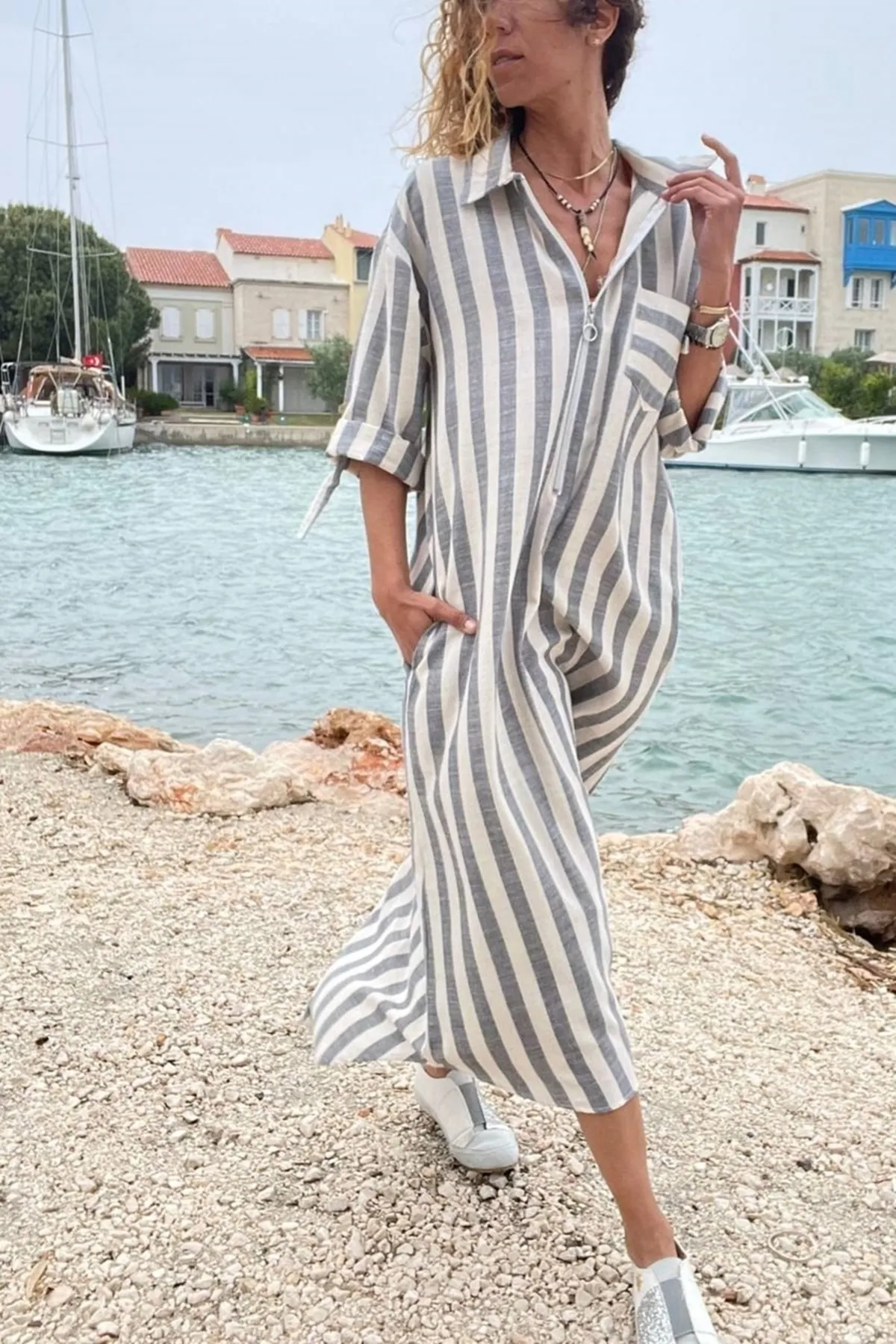 Güneşkızı  Schwarzes Damen-Freizeitkleid mit gestreiften Taschen und Reißverschluss, Bst3388