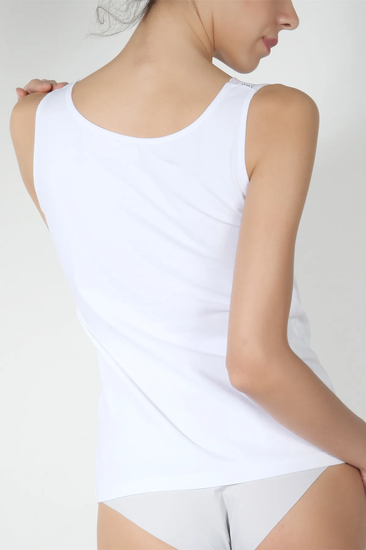 Miorre  Tanktop mit Spitzenkragen