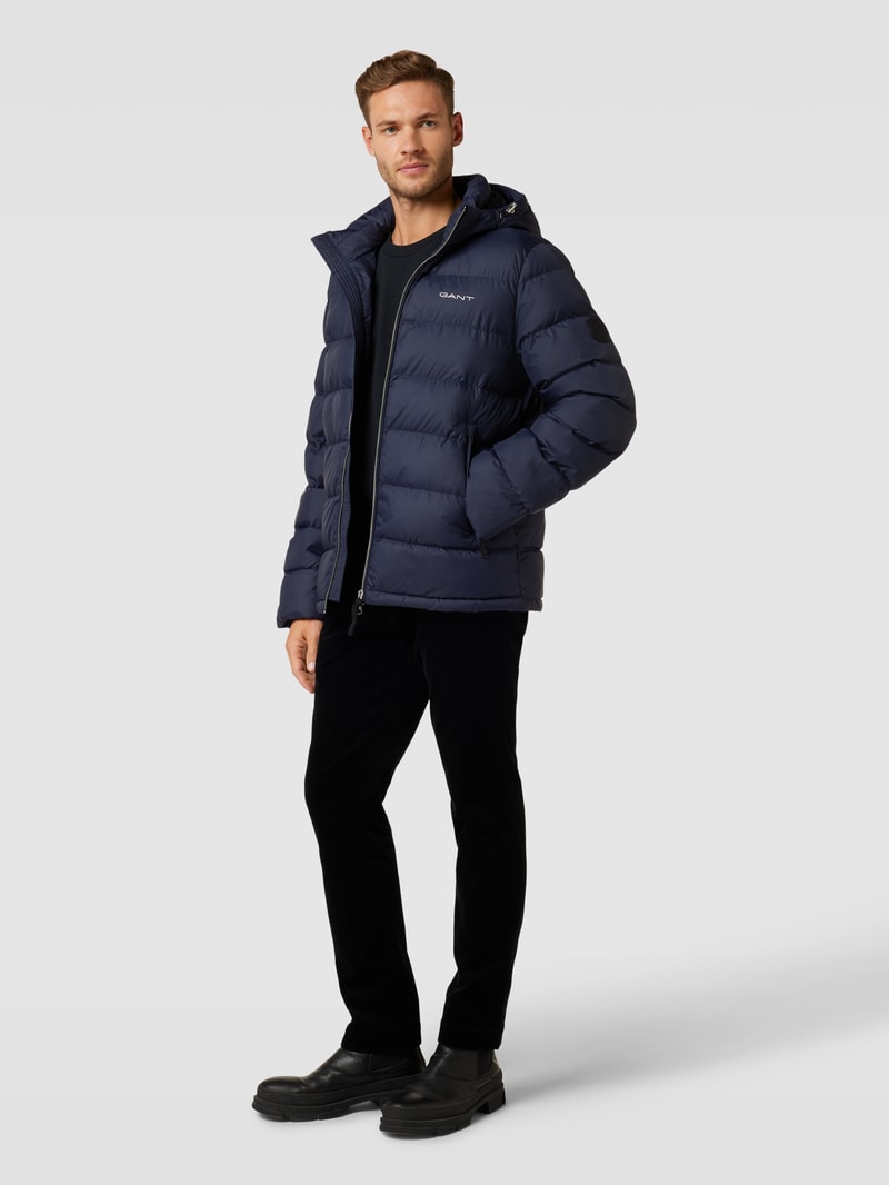 Steppjacke mit abnehmbarer Kapuze Modell 'ACTIVE CLOUD' in marineblau
