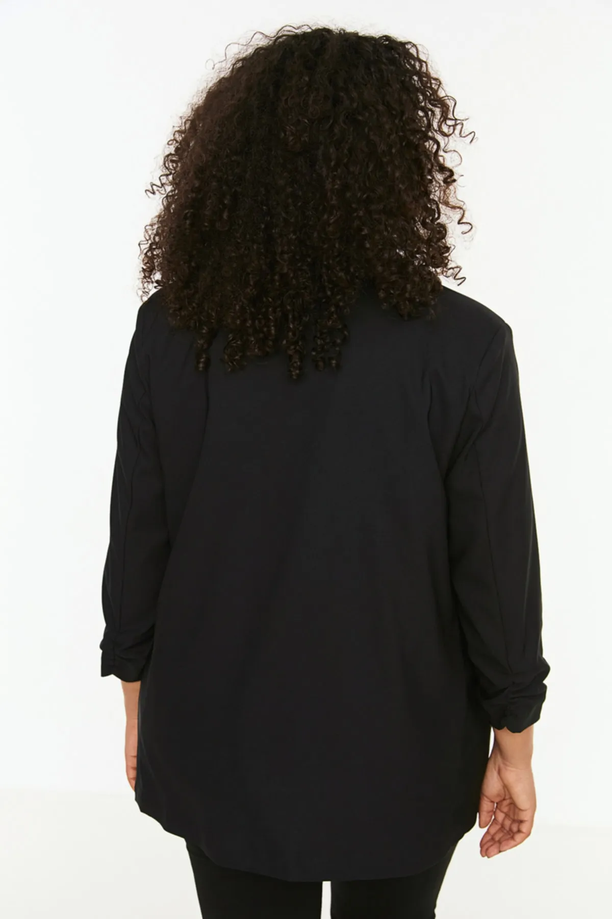 Trendyol Curve  Schwarze Jacke mit Kragendetail