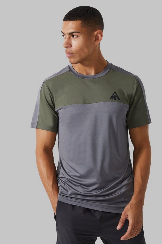 Man Active Colorblock T-Shirt