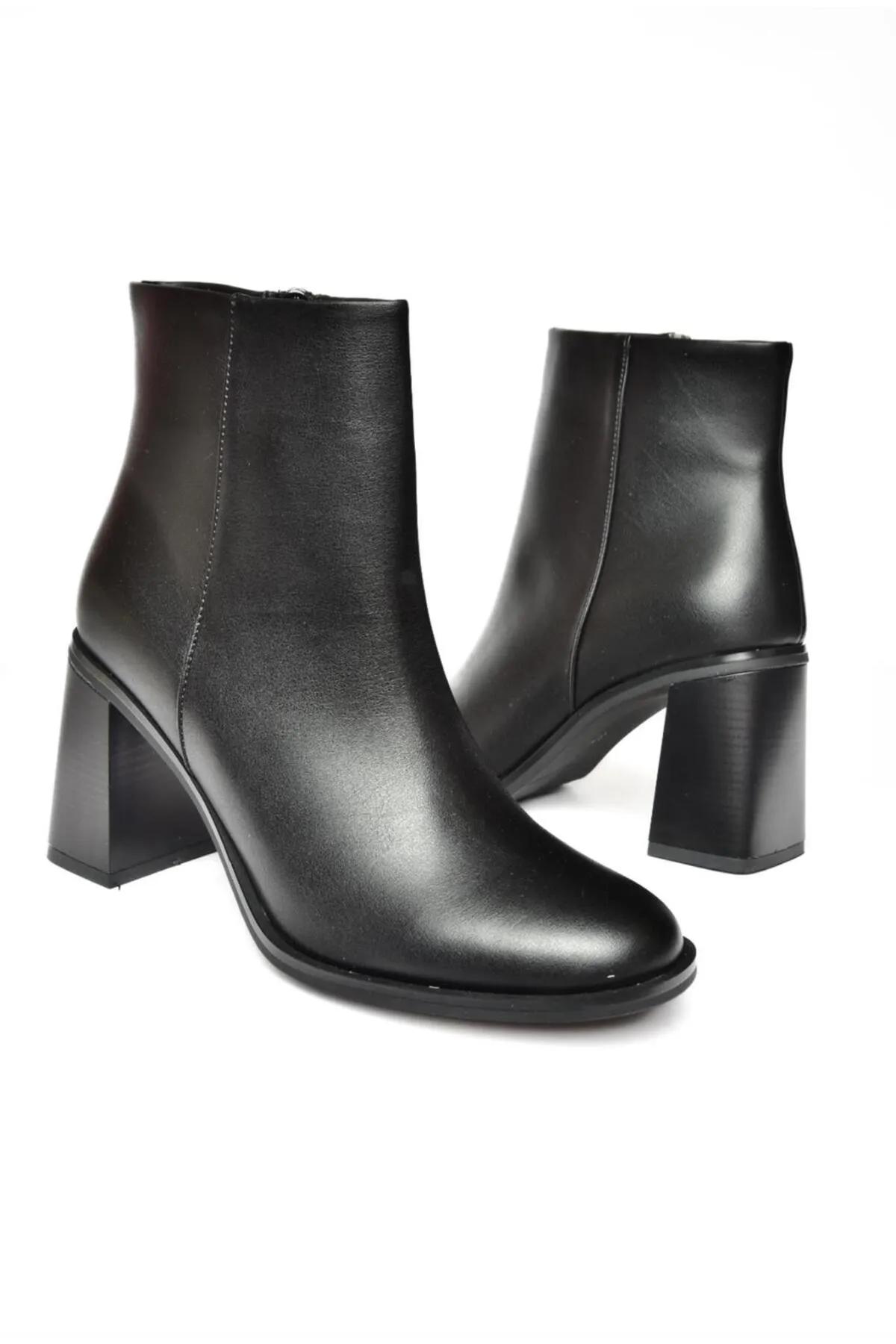 Fox Shoes  R518101309 Schwarze Damenstiefel mit dickem Absatz