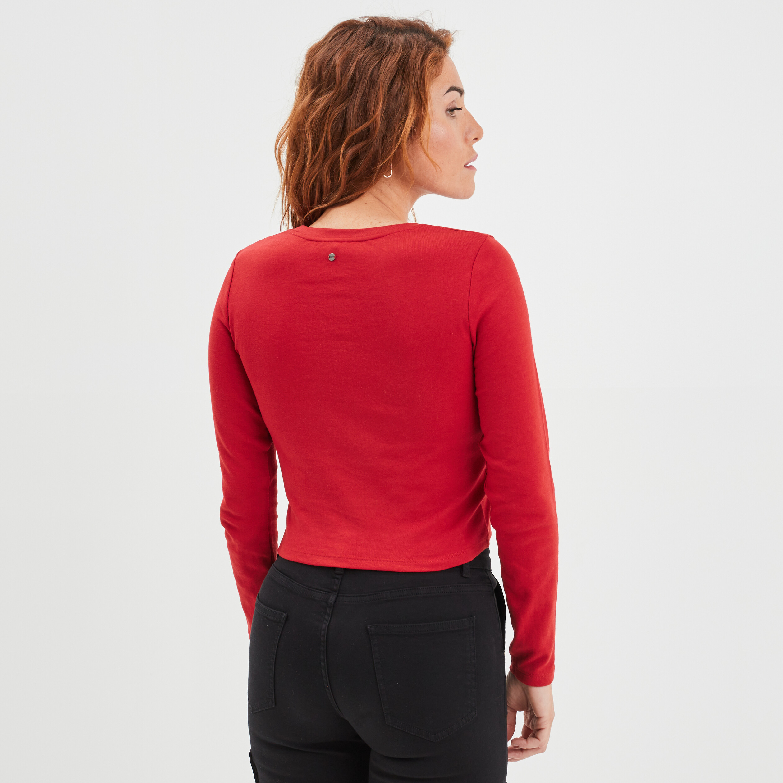 T-shirt court ajusté ouverture poitrine rouge foncé femme | La Halle