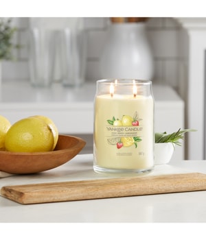 Yankee Candle Iced Berry Lemonade Duftkerze-368 g
