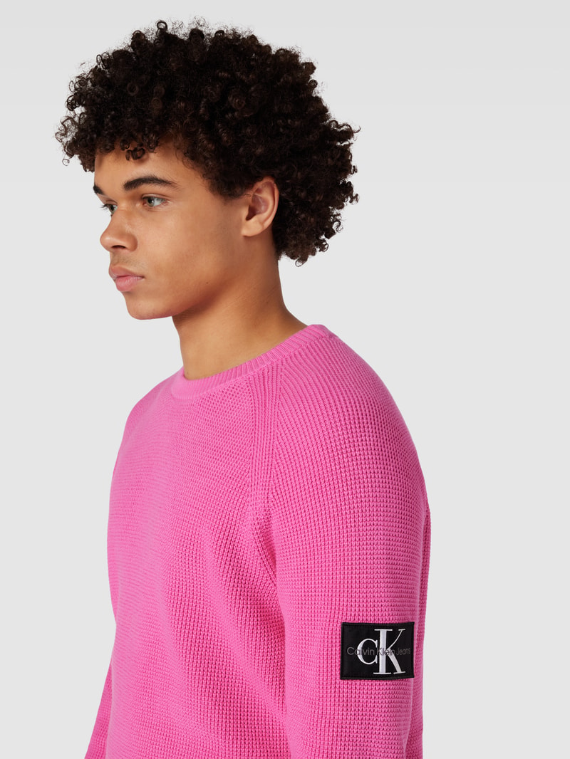 Strickpullover mit Label-Patch in pink