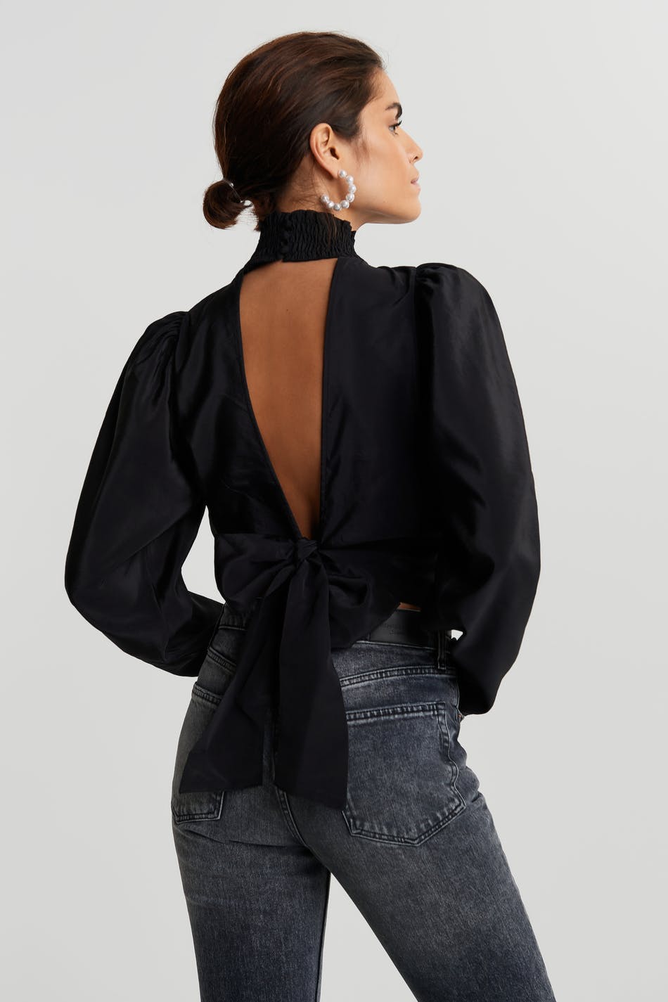 Natha open back top