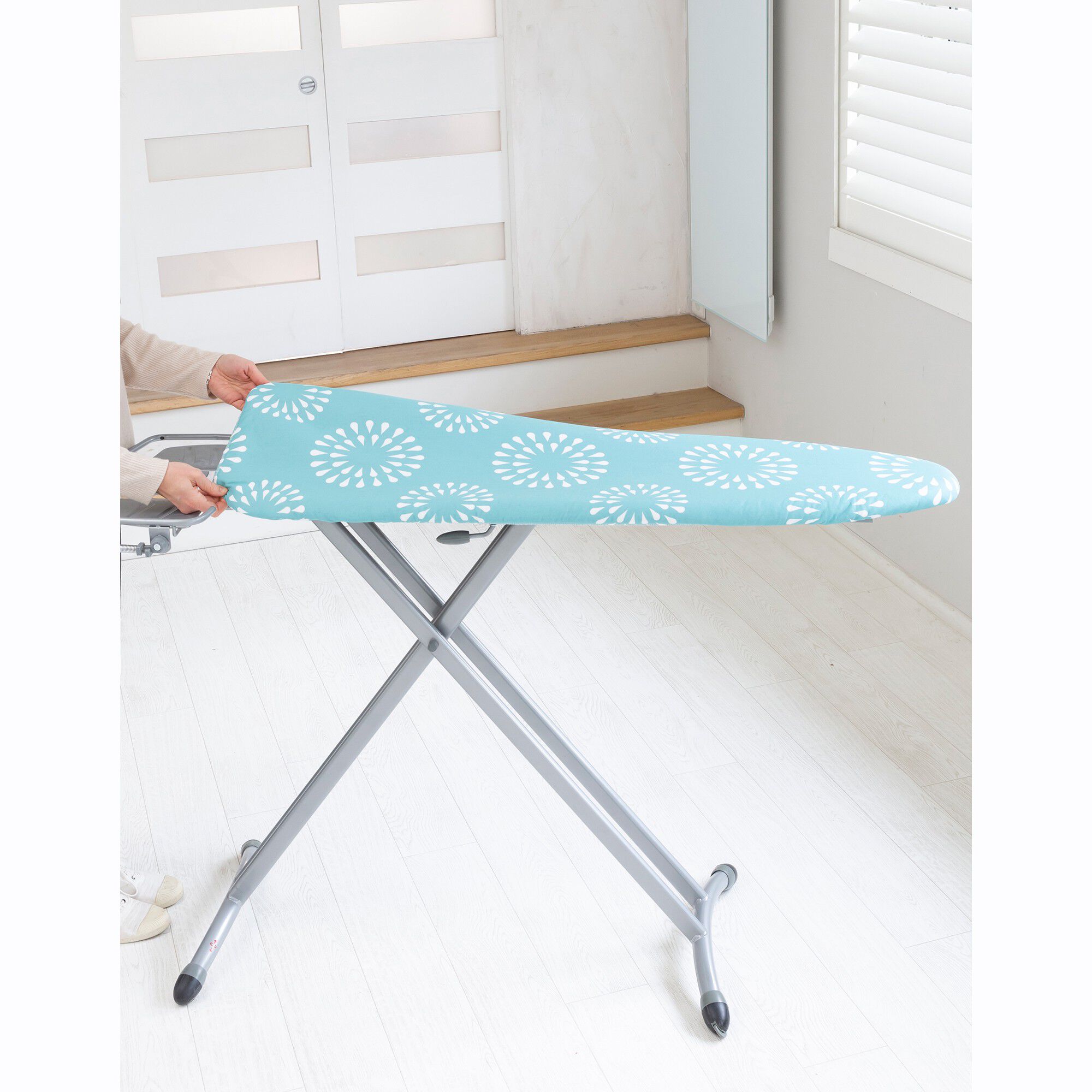 Housse repassage bi-extensible thème floral