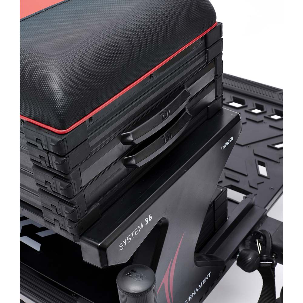 Daiwa Tournament 800 állomás + D36 platform
