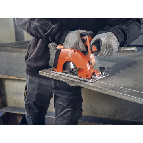 Fein 71360461000 F-IRON CUT 57 AS Akumulátorová ručná okružná píla na kov 18 V bez batérií a nabíjačky