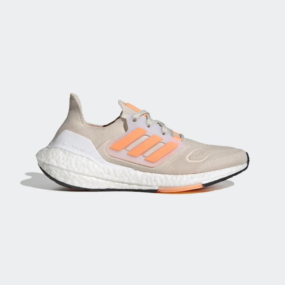 adidas Ultraboost 22 gx6666 / grau