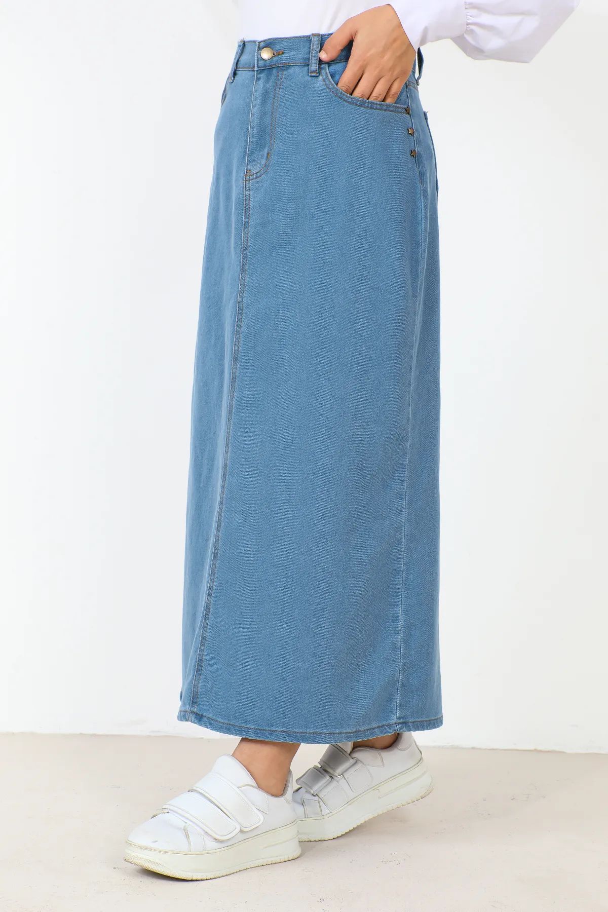 Tesettür Dünyası  Sternendetaillierter Jeansrock TSD231010 Hellblau