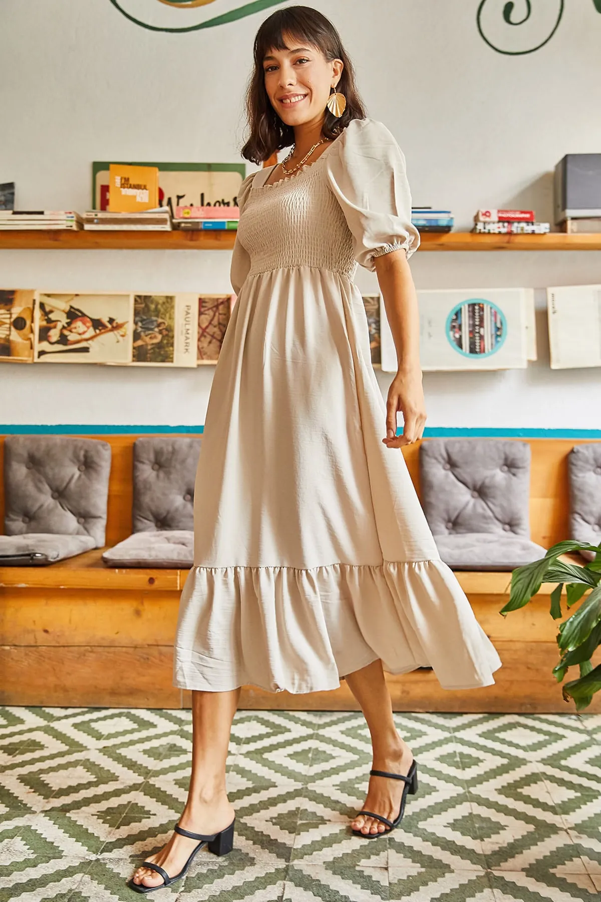 Olalook  Bodrum-Kleid mit Gimped-Quadratkragen für Damen mit Steinoberteil ELB-19001557