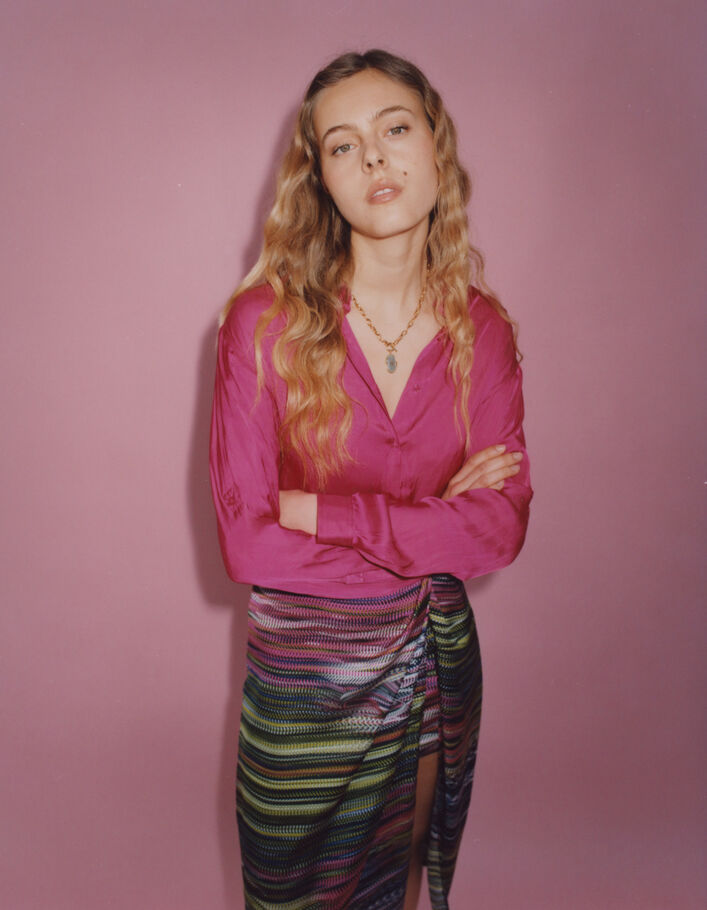 Chemise fushia avec visuel clouté dos femme