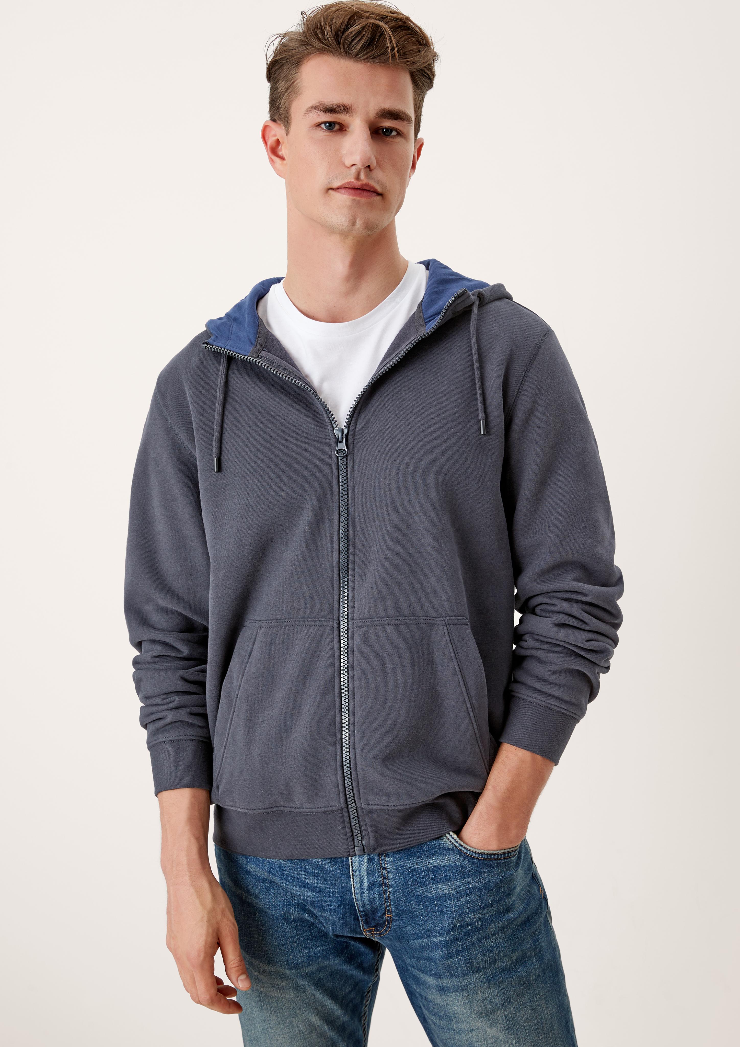 Sweatjacke mit Kapuze  03.899.43.3653-5910