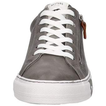Mustang Sneaker in grau