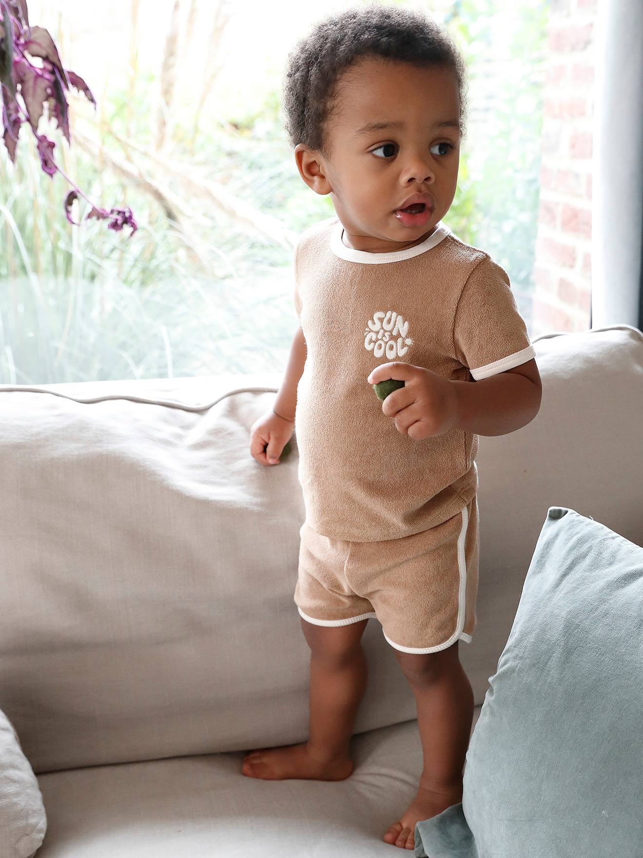 Ensemble en éponge bébé T-shirt + short taupe