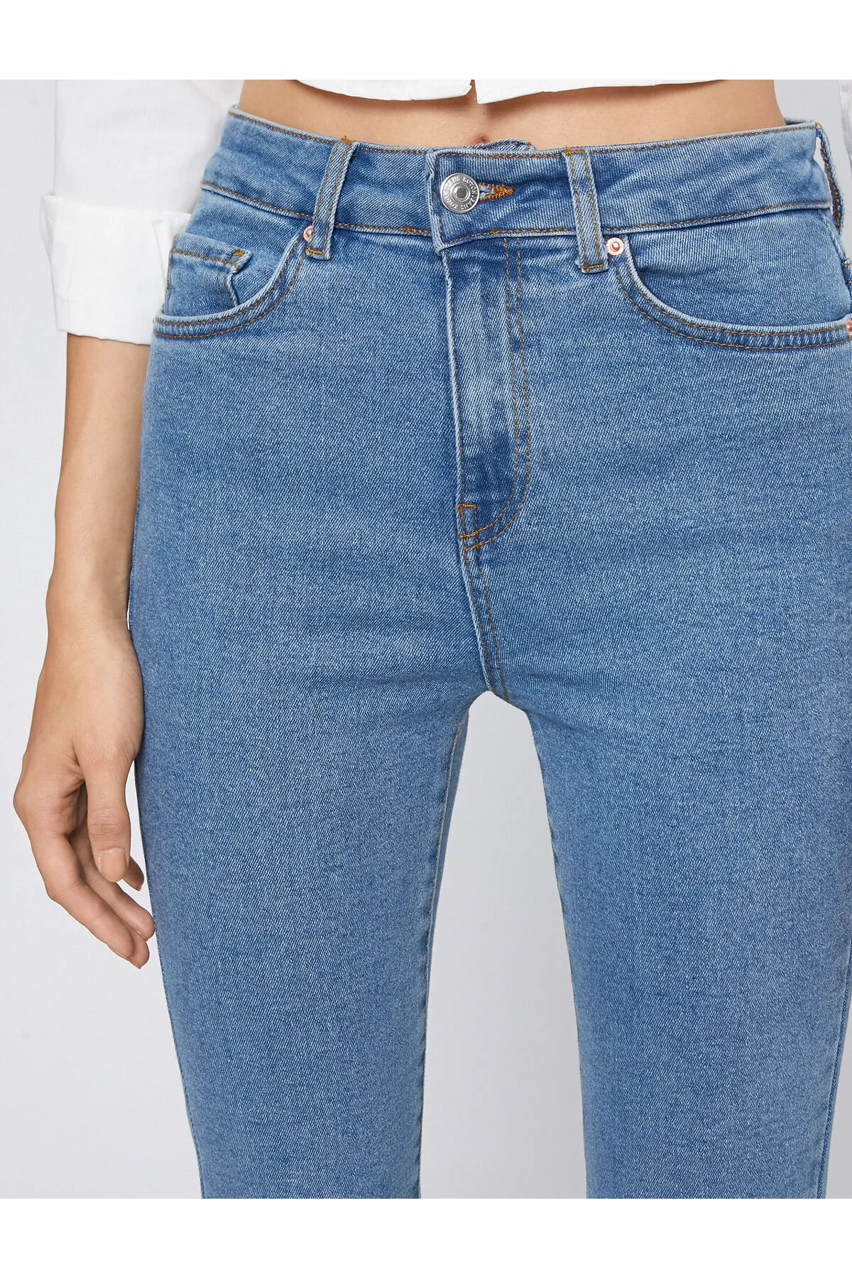 Koton  Röhrenjeans mit hoher Taille – Carmen Jean