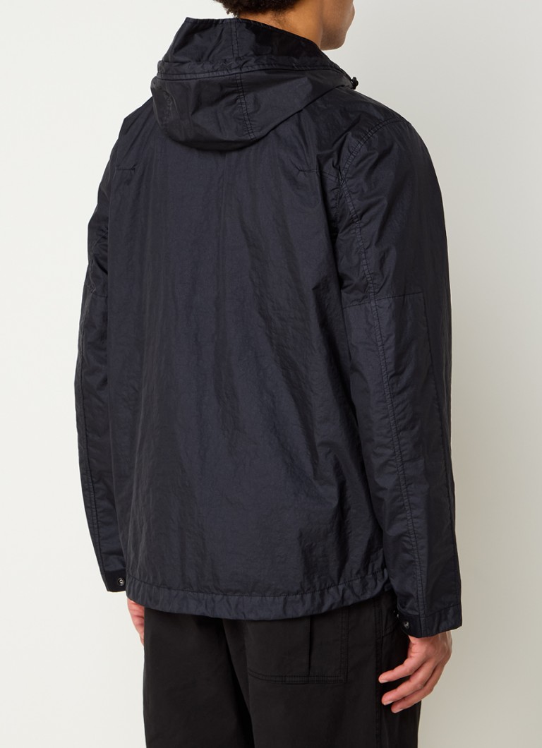 Αντιανεμικό Stone Island 41123 με λογότυπο και τσέπες με καπάκι