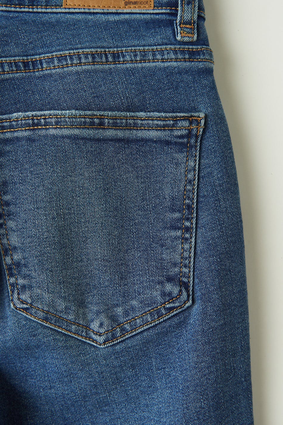 Low waist petite bootcut jeans