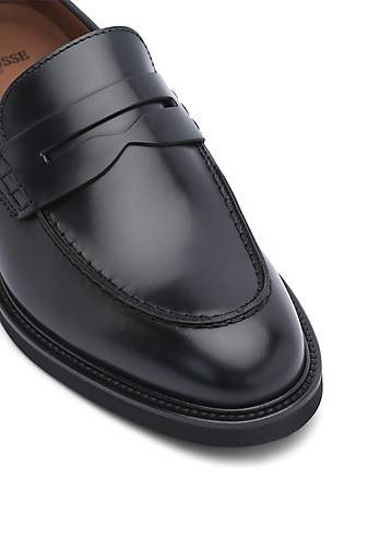 Lottusse Schwarze Kalbsmotiven