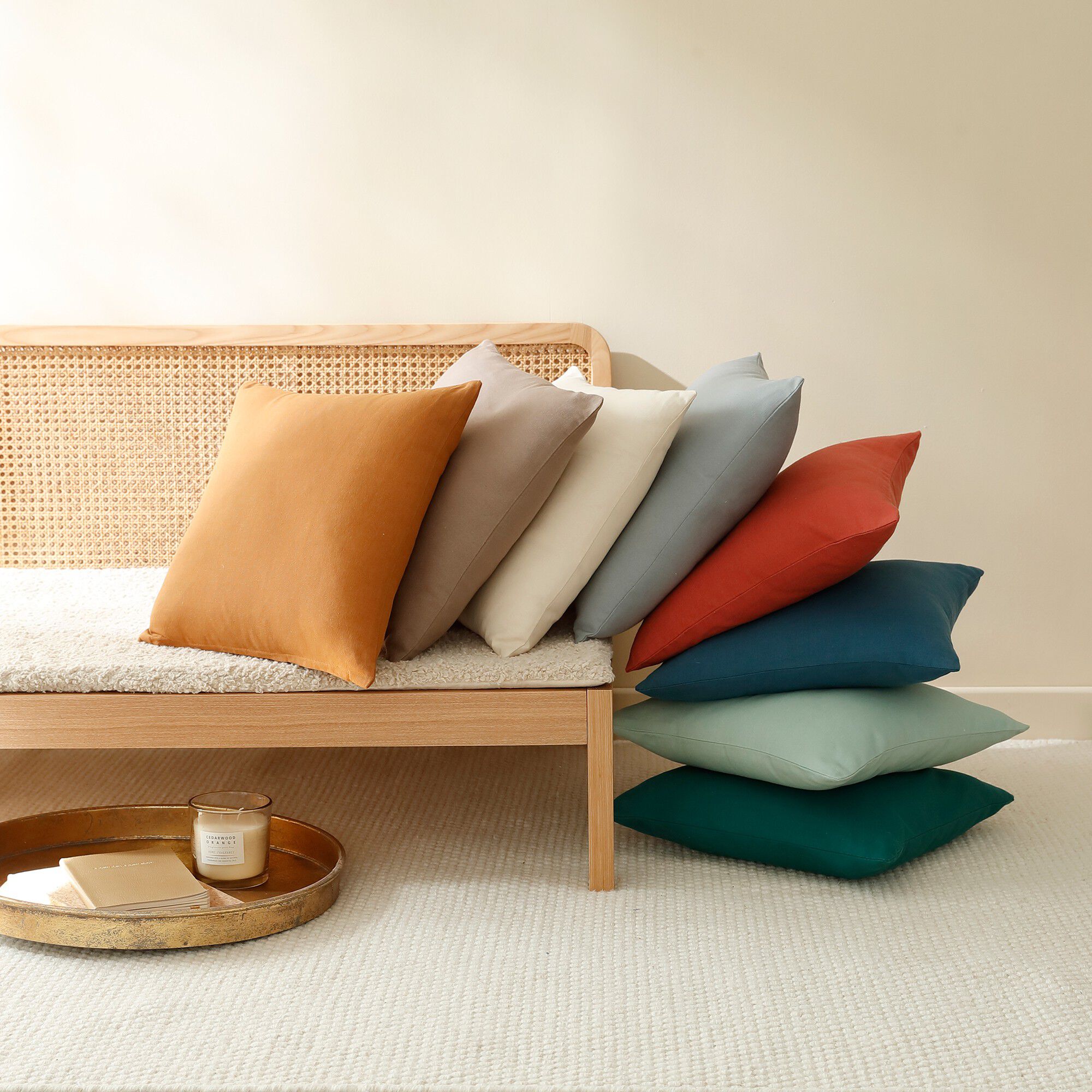 Housse de coussin unie bachette