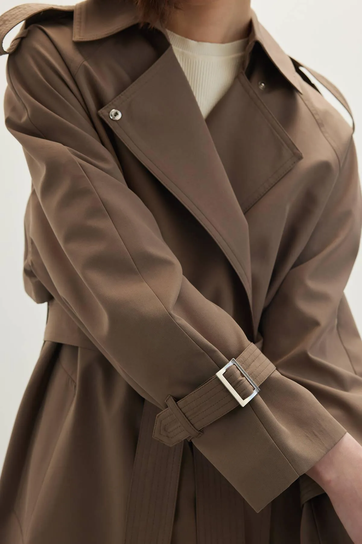 Manuka  Drapierter Trenchcoat mit Gürtel, Nerz