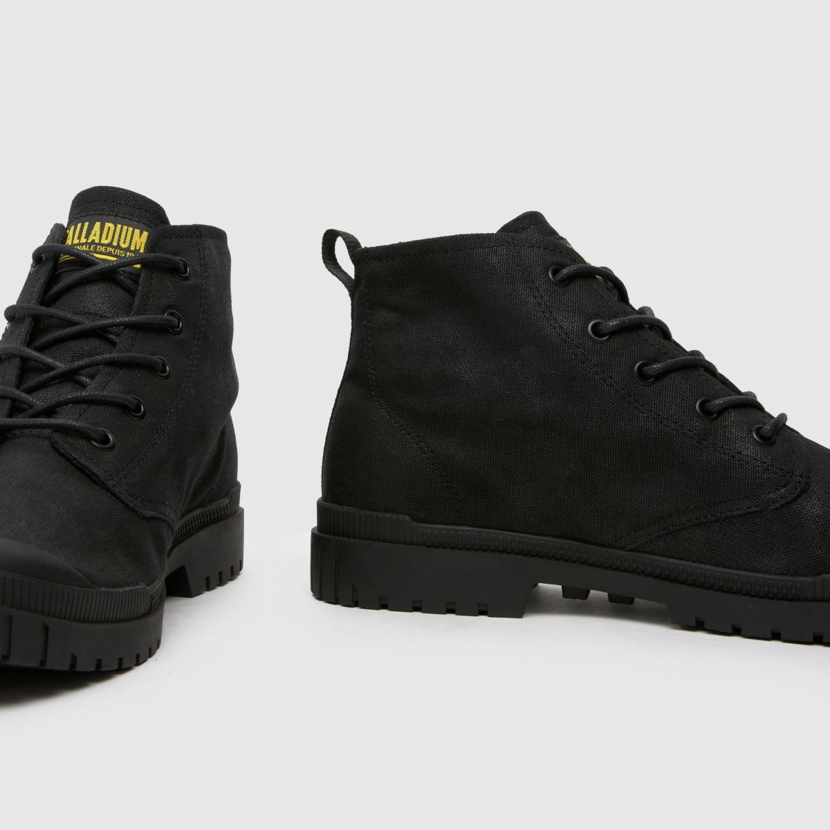 Palladium Pampa SP20 Wax cipők fekete színben