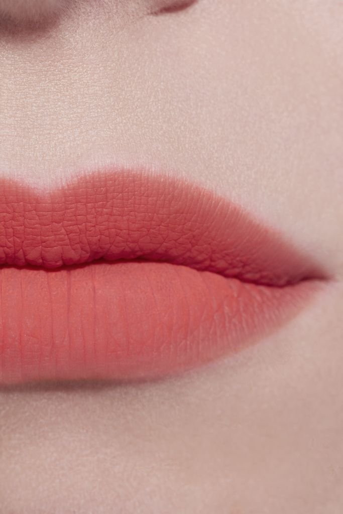 CHANEL ROUGE ALLURE LIQUID POWDER FLUID-LIPPENSTIFT MIT MATTEM PUDEREFFEKT