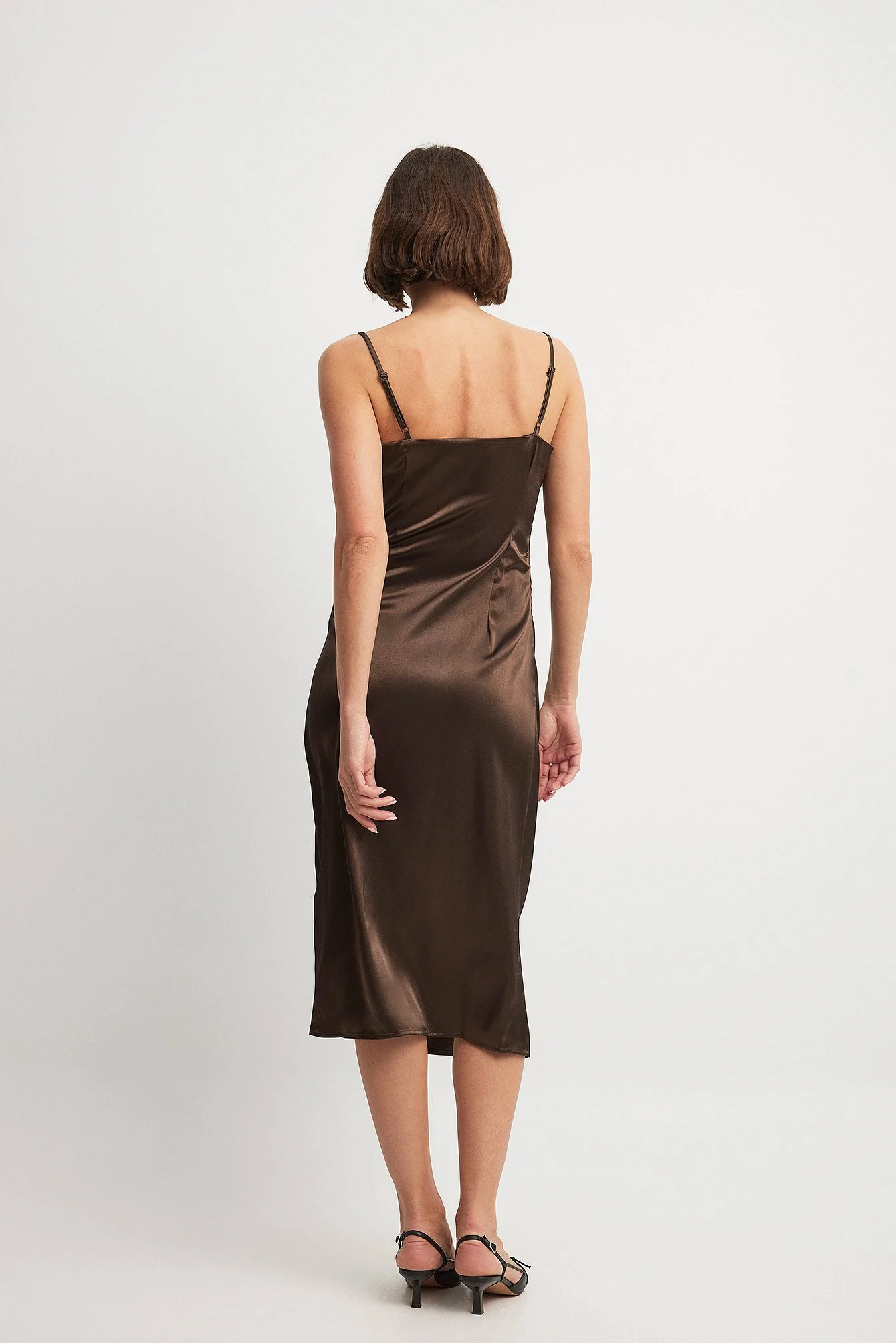 Überlappendes Satin-Slipkleid