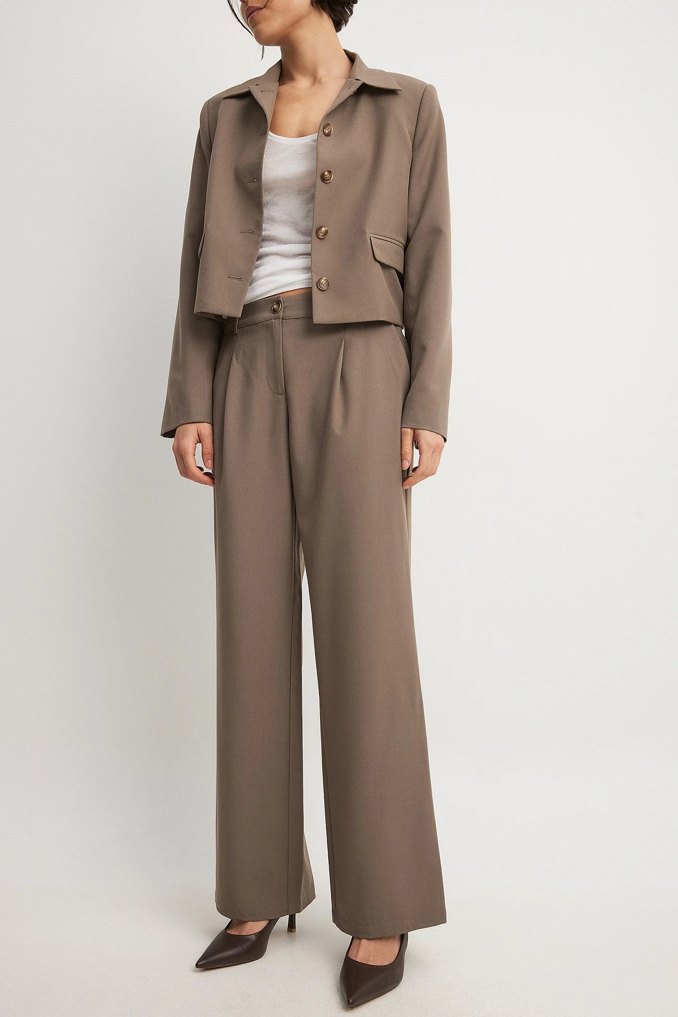 Maßgeschneiderte Hose mit niedriger Taille
