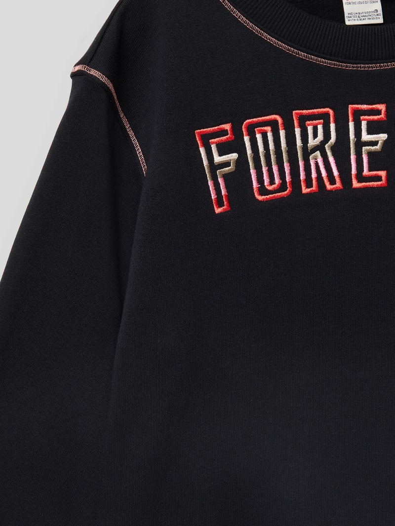Sweatshirt mit Stickerei Modell 'Niviene' in schwarz
