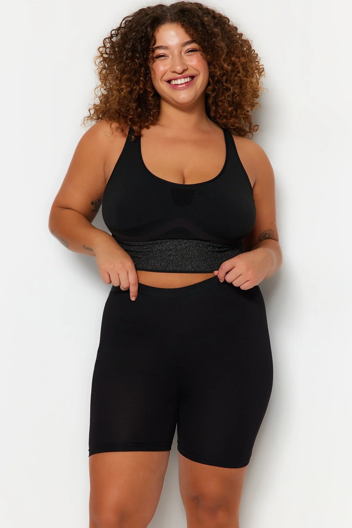 Trendyol Curve  Große Größen in Leggings - Schwarz - Hoher Bund