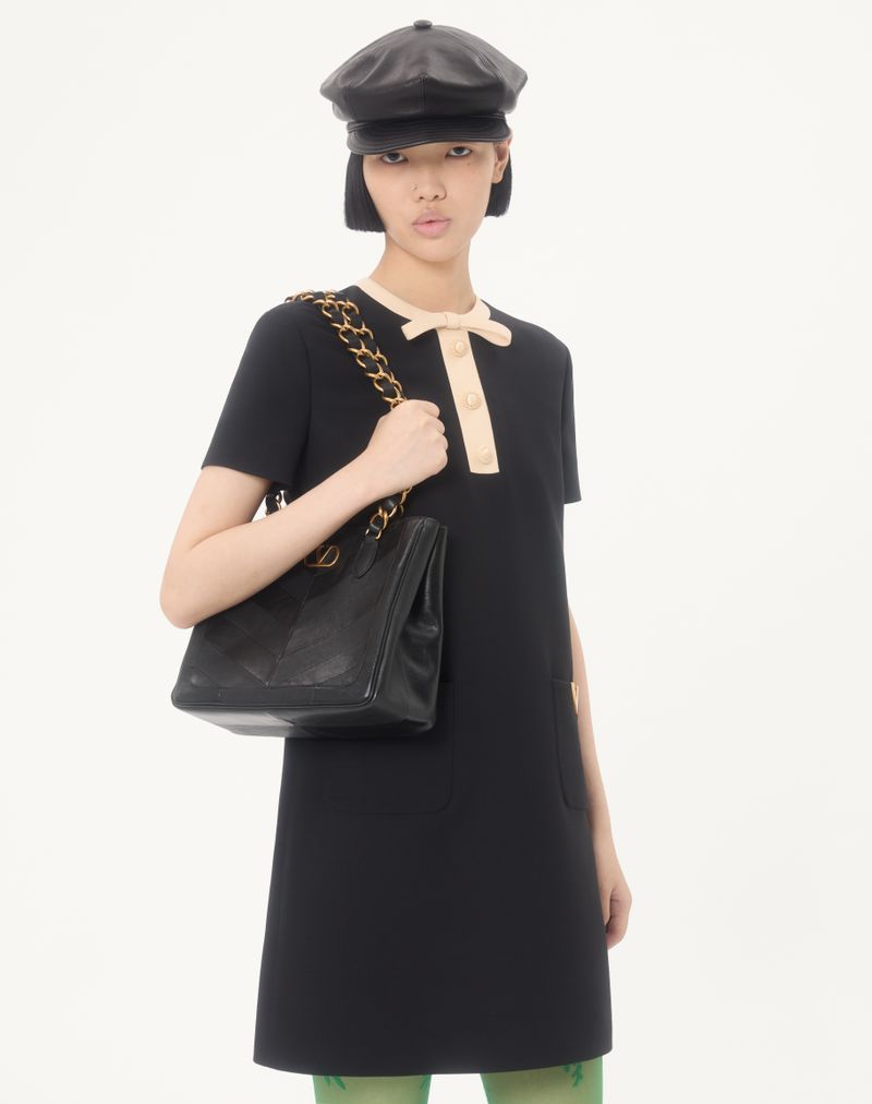 Vestido curto de crepe de alta costura