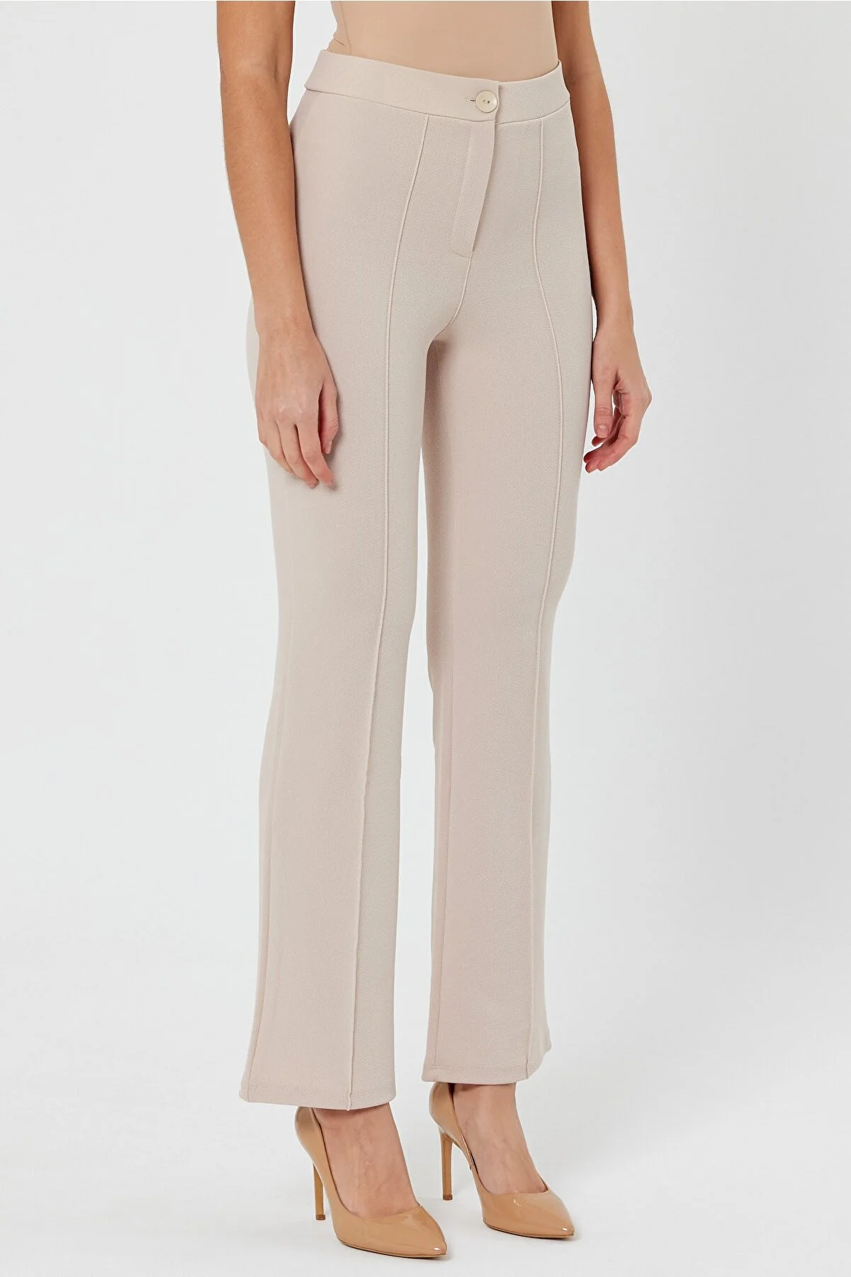 macharelbasic  Cremefarbene Palazzo-Hose mit hohem Bund und schmaler Passform und ausgestelltem Bein für Damen