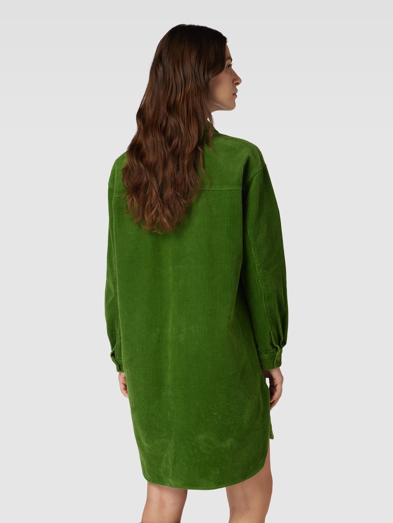 Knielanges Kleid aus Cord in grasgrün