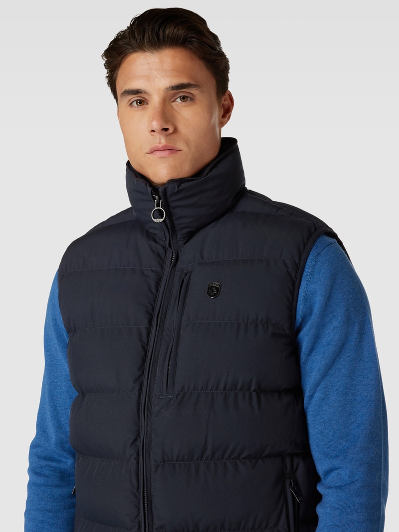 Steppweste mit Label-Applikation in marineblau