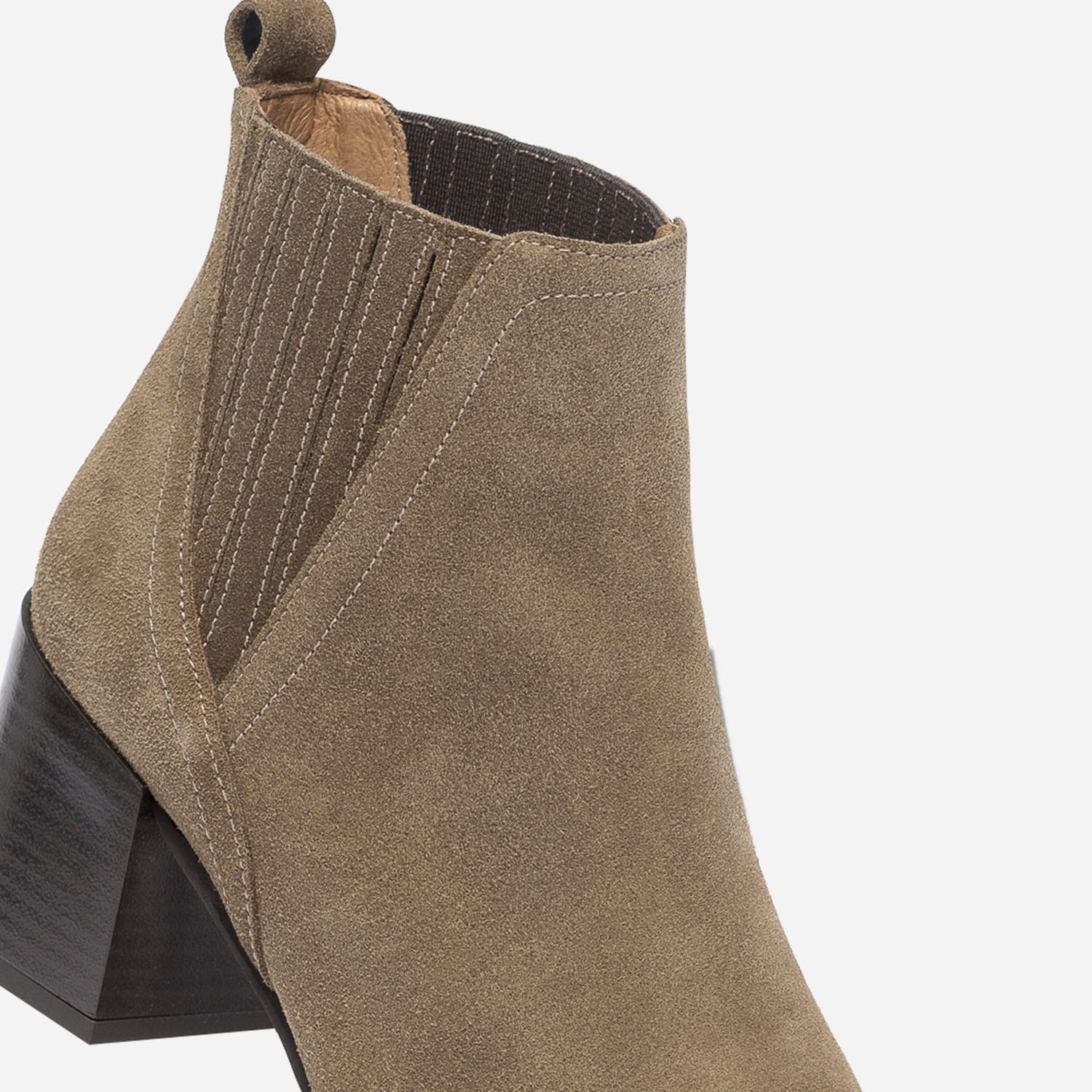 Chelsea boots TEXTO taupe en cuir velours éco-conçu