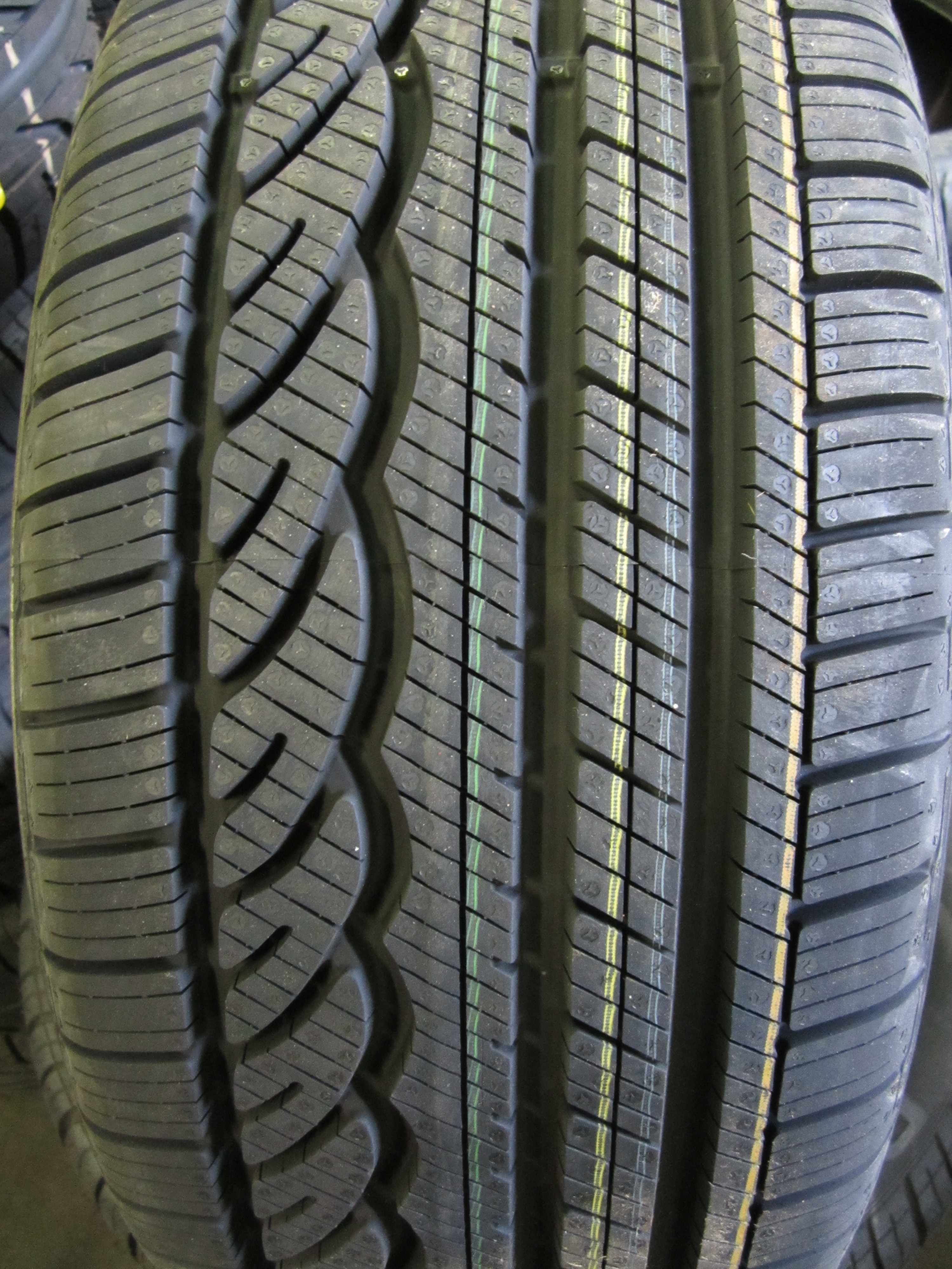 Dunlop SP Sport 01 A/S 165/70 R14 81T M+S Ganzjahresreifen - ATU