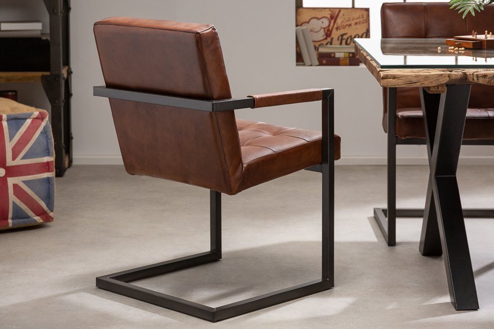 riess-ambiente Freischwinger GRAND BUFFALO braun / schwarz, Esszimmer · Leder · Metall · mit Armlehne · Industrial Design