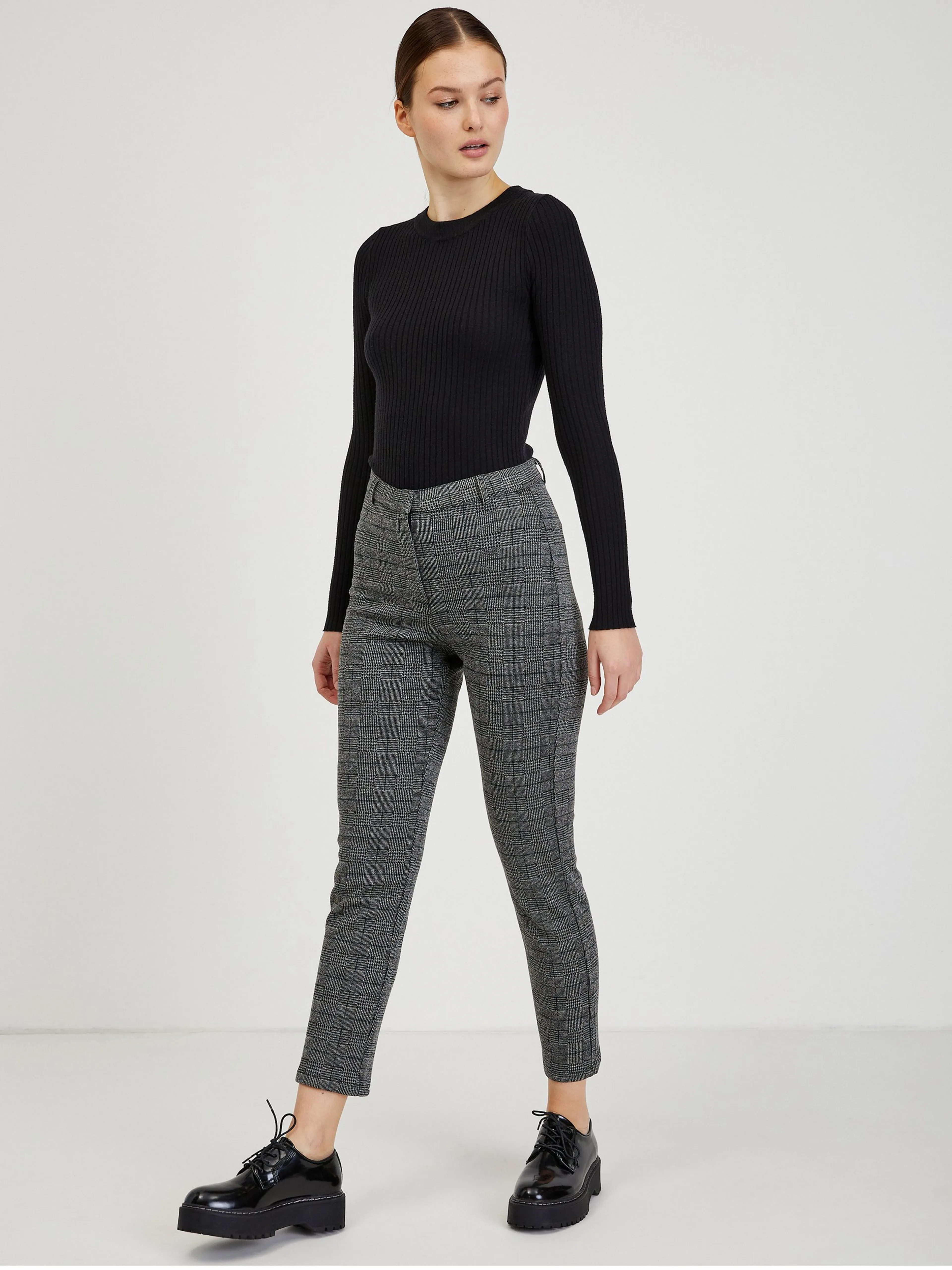 Graue karierte Damen Kurzhose ORSAY