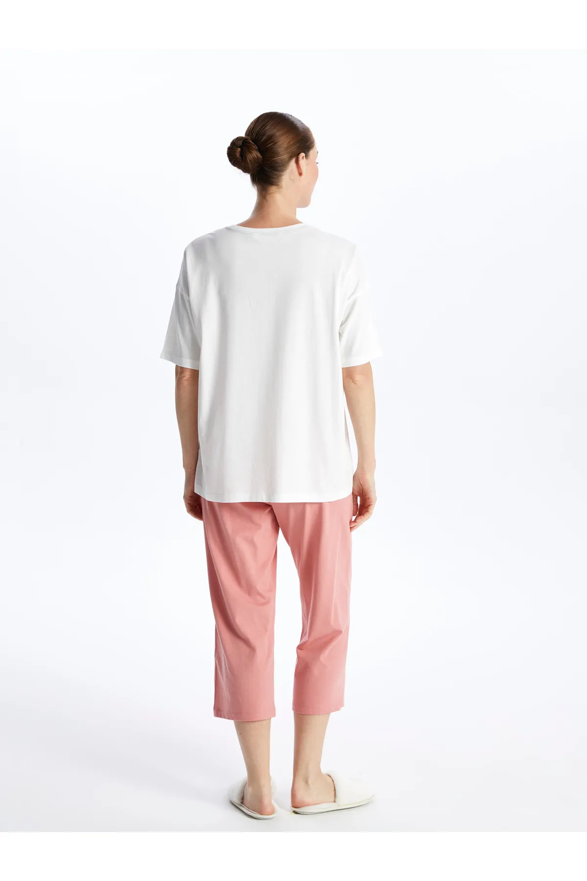 LC Waikiki  Bedrucktes, kurzärmliges Damen-Pyjama-Set mit Rundhalsausschnitt