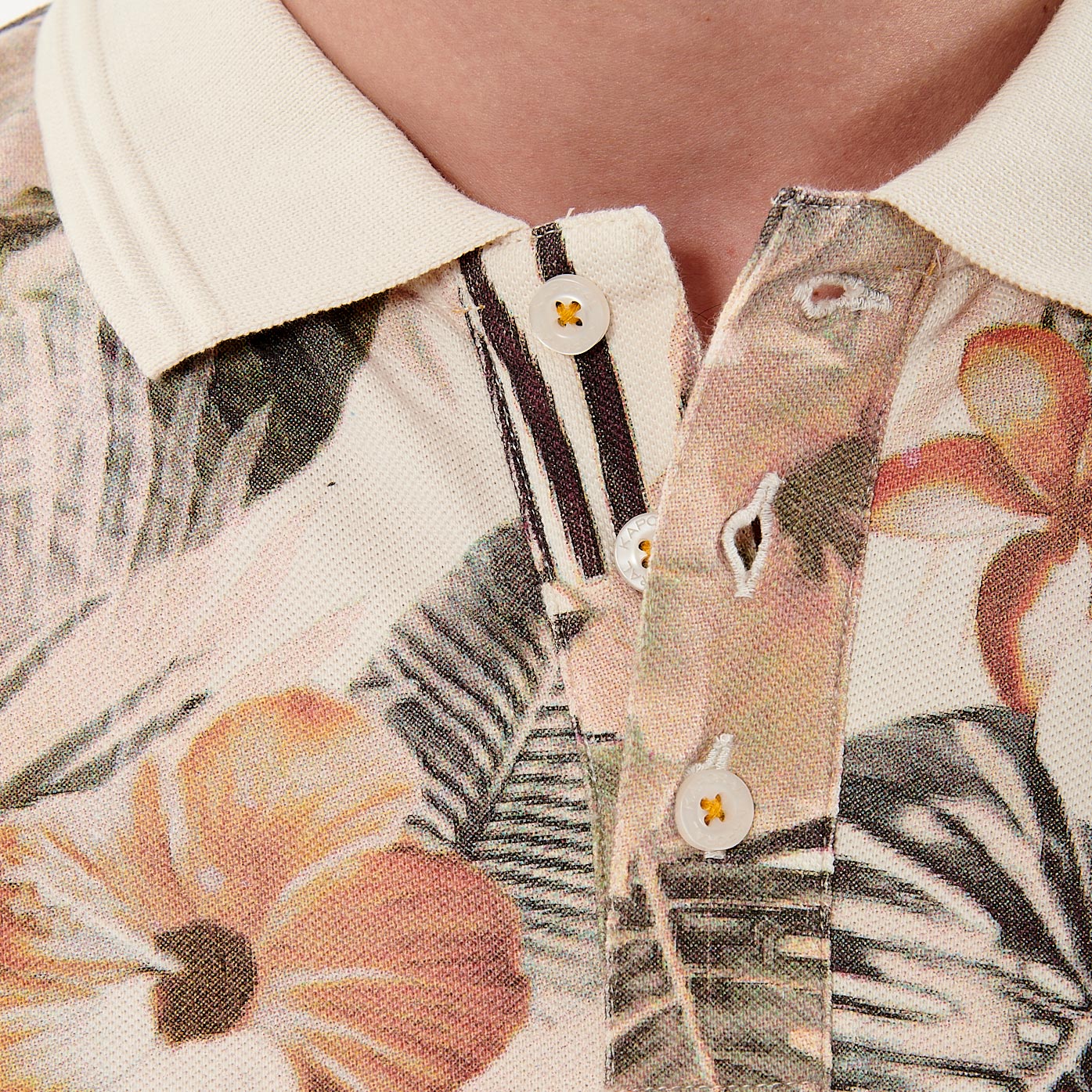 NAPPO  Polo fleuri beige Homme en 100% coton