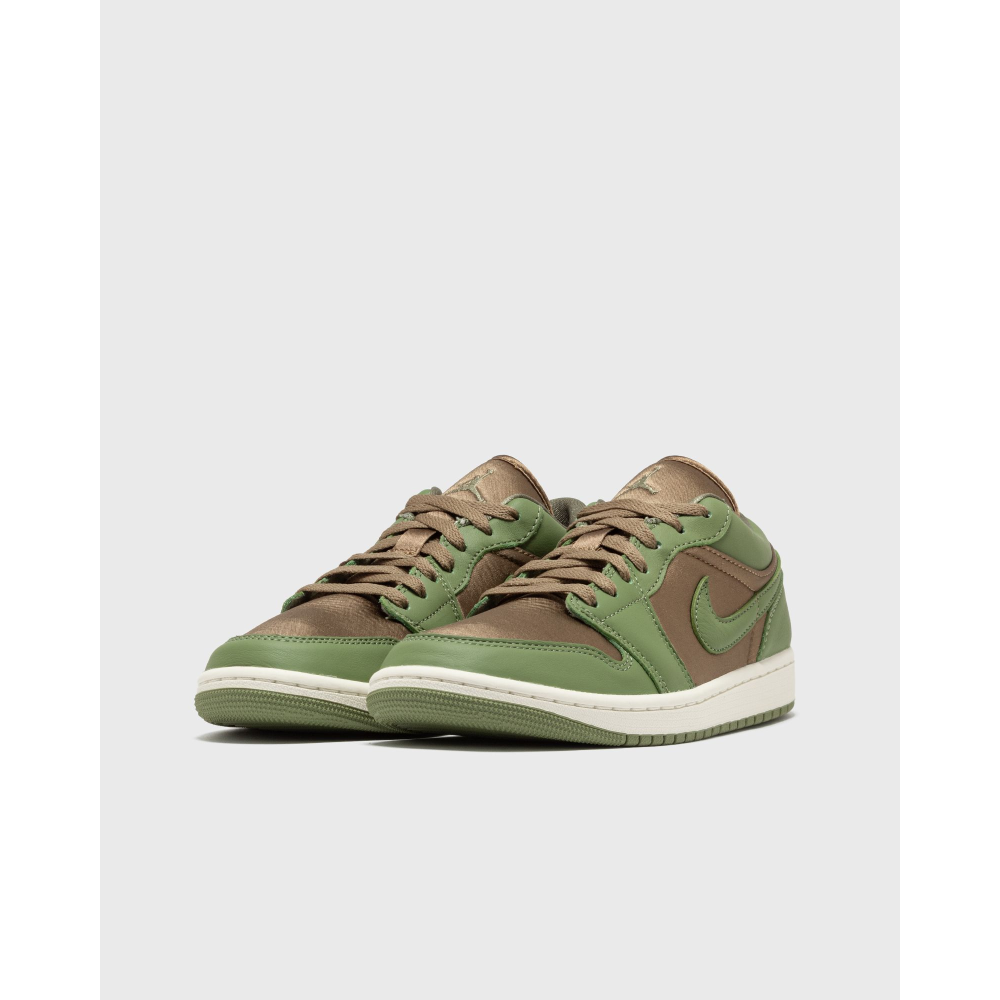 NIKE JORDAN Air 1 Low SE WMNS FB9893-300 / braun