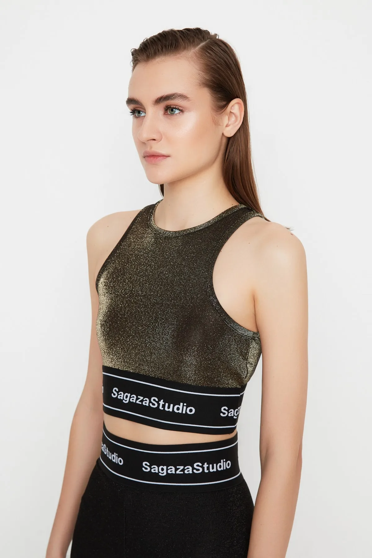 Trendyol Collection  X Sagaza Studio Gold gestricktes Bustier TPRAW22BS0014
