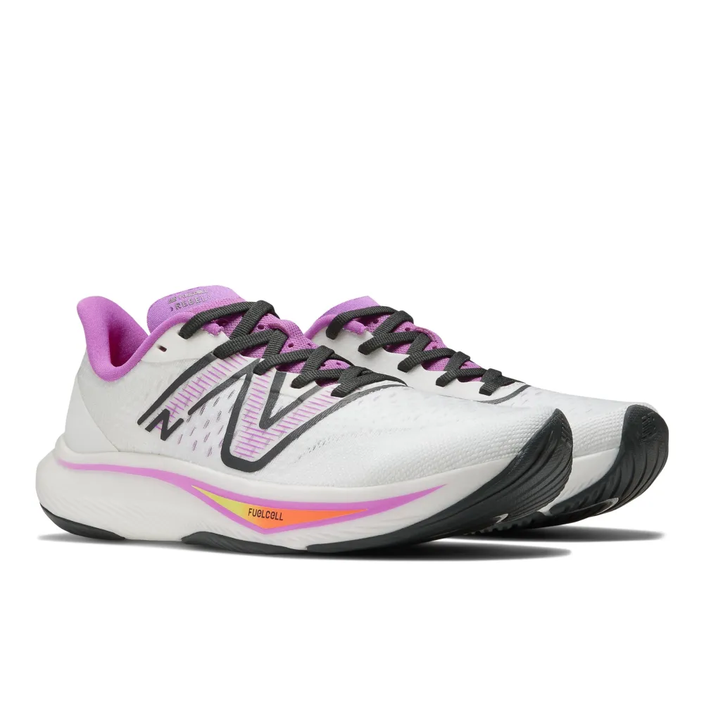 New Balance FuelCell Rebel v3 WFCXCW3-B / weiss