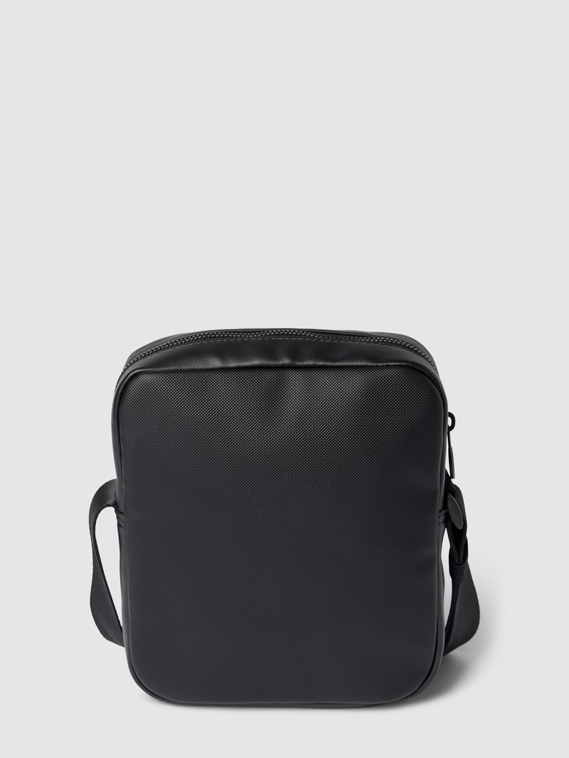 Crossbody Bag mit Label-Print Modell 'PIQUE' in schwarz